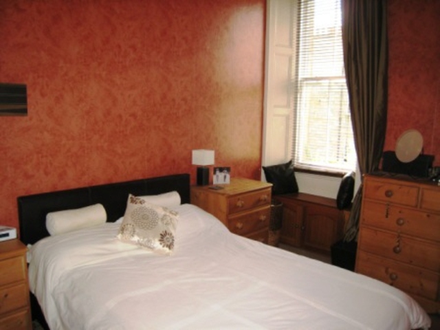  Image of 1 bedroom Flat to rent in Comely Bank Place Edinburgh EH4 at Comely Bank Edinburgh Edinburgh, EH4 1DU