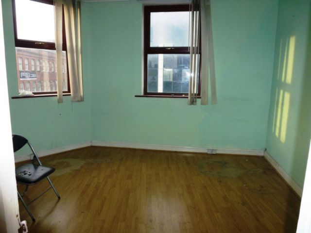  Image of Flat to rent in Commercial Road London E1 at London E1 London, E1 1PX