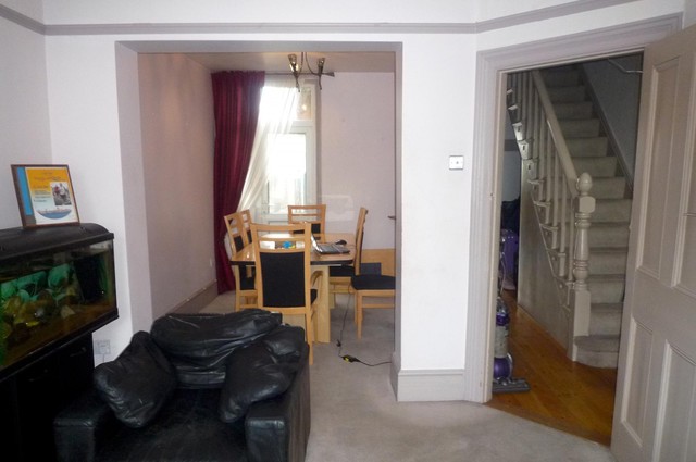  Image of 4 bedroom Detached house to rent in Copnor Road Portsmouth PO3 at Copnor  Portsmouth, PO3 5DA