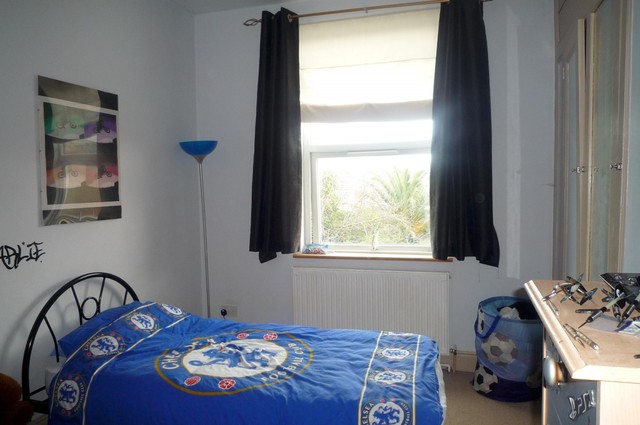  Image of 4 bedroom Detached house to rent in Copnor Road Portsmouth PO3 at Copnor  Portsmouth, PO3 5DA