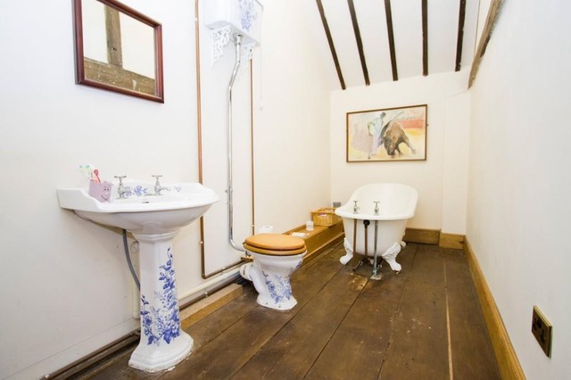  Image of 2 bedroom Detached house to rent in Compton Chichester PO18 at Cowdown Farm  Compton, PO18 9NW