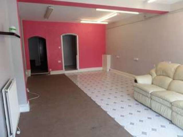  Image of Terraced house for sale in Cricklade Road Swindon SN2 at Cricklade Road Gorse Hill Swindon, SN2 1AD