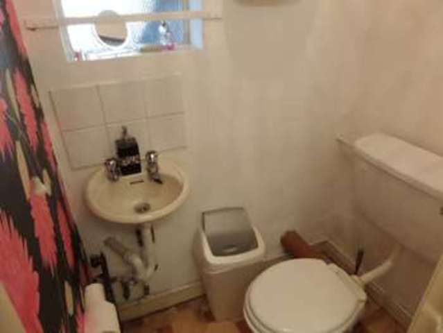  Image of Terraced house for sale in Cricklade Road Swindon SN2 at Cricklade Road Gorse Hill Swindon, SN2 1AD