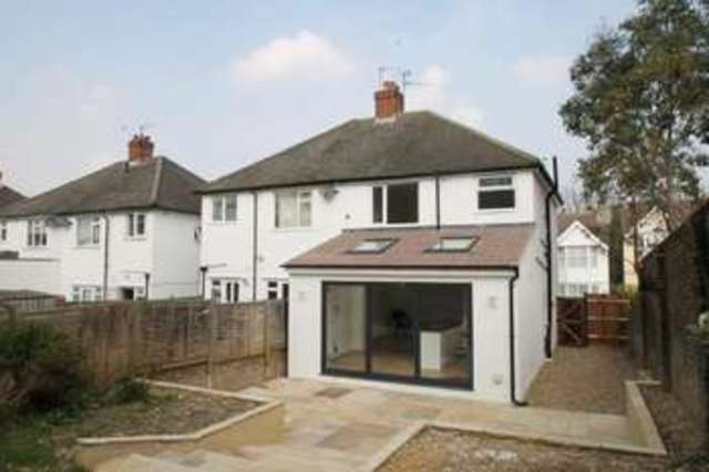  Image of 3 bedroom Detached house to rent in Cumnor Road Sutton SM2 at Sutton, SM2 5DW