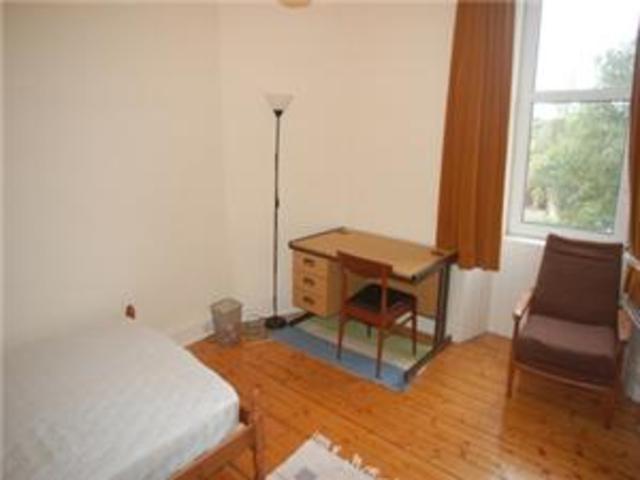  Image of 3 bedroom Flat to rent in Dalkeith Road Edinburgh EH16 at Newington Edinburgh Edinburgh, EH16 5DS