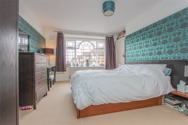  Image of 3 bedroom Semi-Detached house for sale in De Vere Walk Watford WD17 at Watford, WD17 3BE