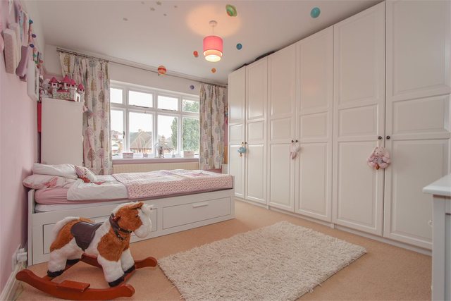  Image of 3 bedroom Semi-Detached house for sale in De Vere Walk Watford WD17 at Watford, WD17 3BE