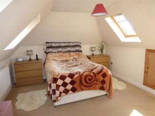  Image of 2 bedroom Bungalow for sale in Delce Road Rochester ME1 at Rochester Kent Rochester, ME1 2ET