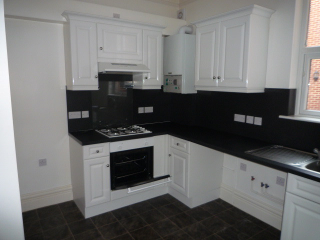  Image of 1 bedroom Flat to rent in Devonshire Avenue Southsea PO4 at 85 Devonshire Avenue  Southsea, PO4 9EB