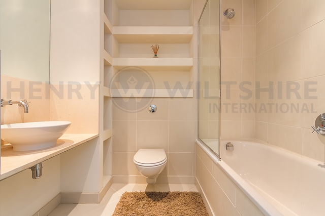  Image of 1 bedroom Apartment to rent in South Quay Square London E14 at Marsh Wall  London, E14 9RT