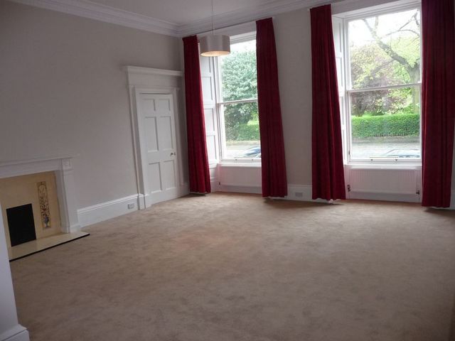  Image of 1 bedroom Flat to rent in Drummond Place Edinburgh EH3 at New Town Edinburgh Edinburgh, EH3 6PN