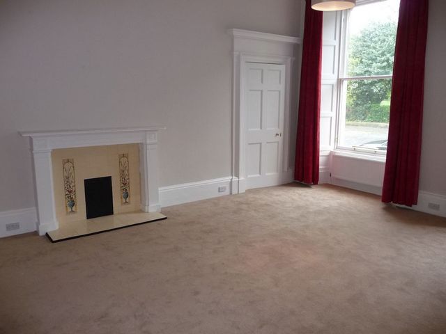  Image of 1 bedroom Flat to rent in Drummond Place Edinburgh EH3 at New Town Edinburgh Edinburgh, EH3 6PN