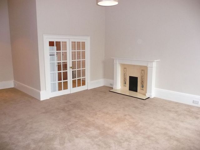  Image of 1 bedroom Flat to rent in Drummond Place Edinburgh EH3 at New Town Edinburgh Edinburgh, EH3 6PN