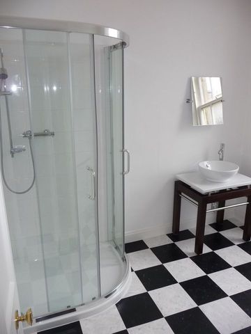  Image of 1 bedroom Flat to rent in Drummond Place Edinburgh EH3 at New Town Edinburgh Edinburgh, EH3 6PN