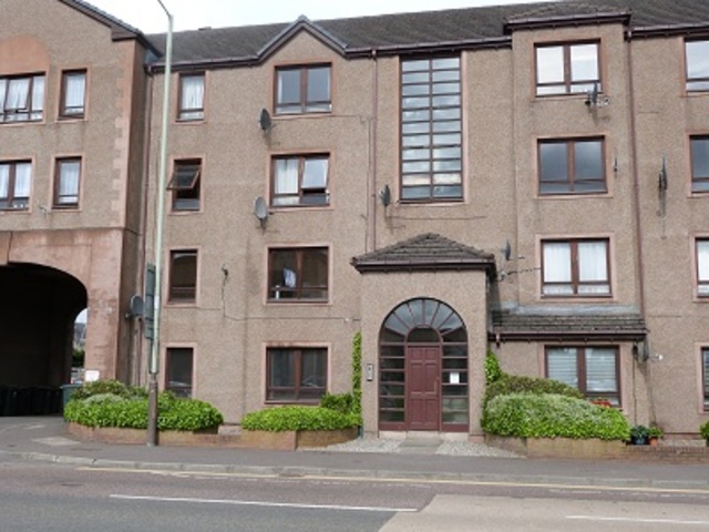  Image of 2 bedroom Flat to rent in Dunkeld Road Perth PH1 at Perth Perthshire Perthshire, PH1 5RN
