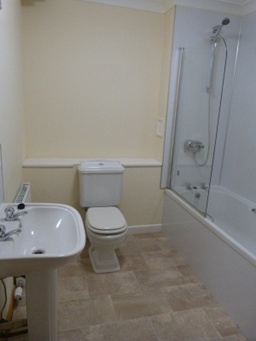  Image of 2 bedroom Flat to rent in Dunkeld Road Perth PH1 at Perth Perthshire Perthshire, PH1 5RN