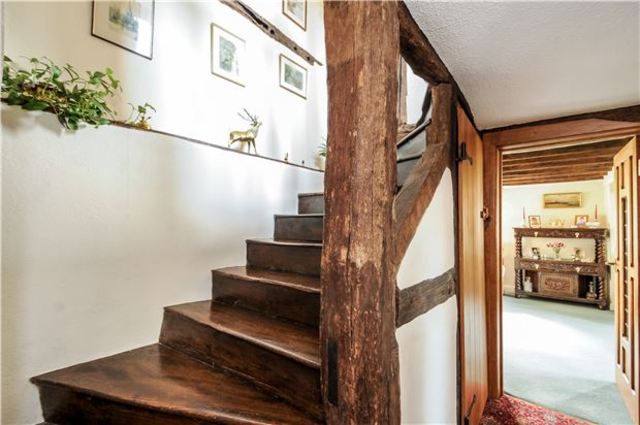  Image of 5 bedroom Detached house for sale in Dunstall Earls Croome Worcester WR8 at Earls Croome  Baughton, WR8 9DF