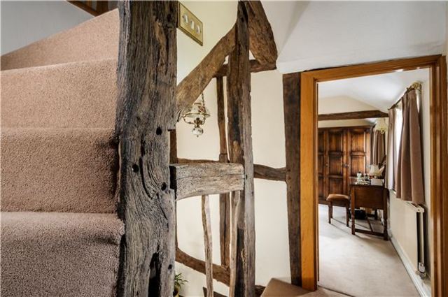  Image of 5 bedroom Detached house for sale in Dunstall Earls Croome Worcester WR8 at Earls Croome  Baughton, WR8 9DF