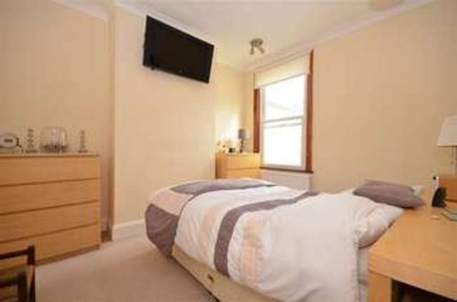  Image of 3 bedroom Terraced house for sale in Edburton Avenue Brighton BN1 at Brighton East Sussex Brighton, BN1 6EL