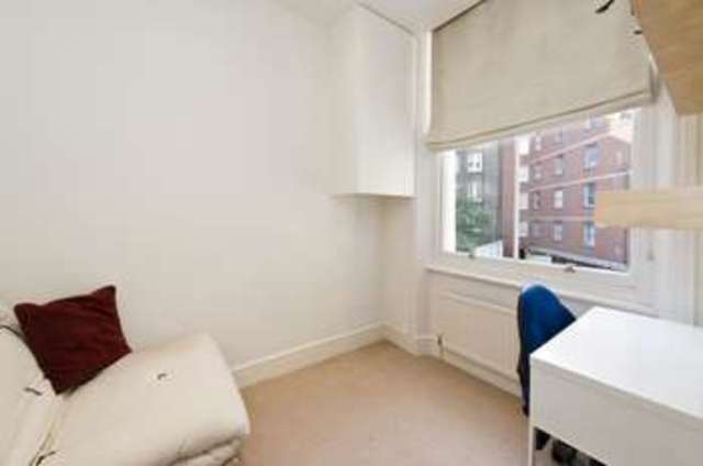  Image of 2 bedroom Flat for sale in Edith Grove London SW10 at Edith Grove  London, SW10 0NH