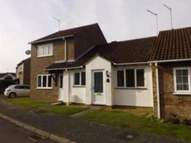  Image of 2 bedroom Bungalow for sale in Elm Road Folksworth Peterborough PE7 at Folksworth Peterborough Folksworth, PE7 3SX
