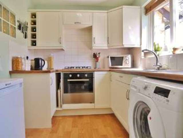  Image of 2 bedroom Detached house for sale in Elwes Close Abingdon OX14 at Abingdon, OX14 3UY