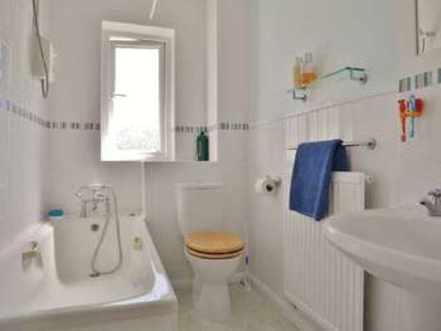  Image of 2 bedroom Detached house for sale in Elwes Close Abingdon OX14 at Abingdon, OX14 3UY