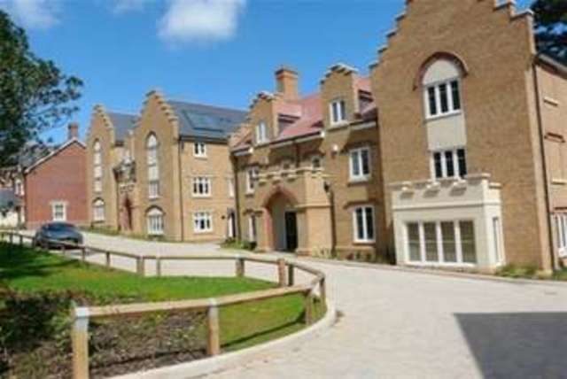  Image of 3 bedroom Property to rent in Cyprus Gardens Exmouth EX8 at Exmouth, EX8 2DP