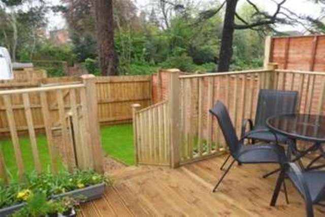  Image of 3 bedroom Property to rent in Cyprus Gardens Exmouth EX8 at Exmouth, EX8 2DP