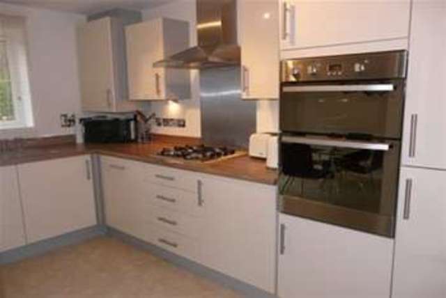  Image of 3 bedroom Property to rent in Cyprus Gardens Exmouth EX8 at Exmouth, EX8 2DP