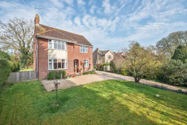  Image of 4 bedroom Detached house for sale in Coxwell Road Faringdon SN7 at Faringdon Oxfordshire, SN7 7EZ