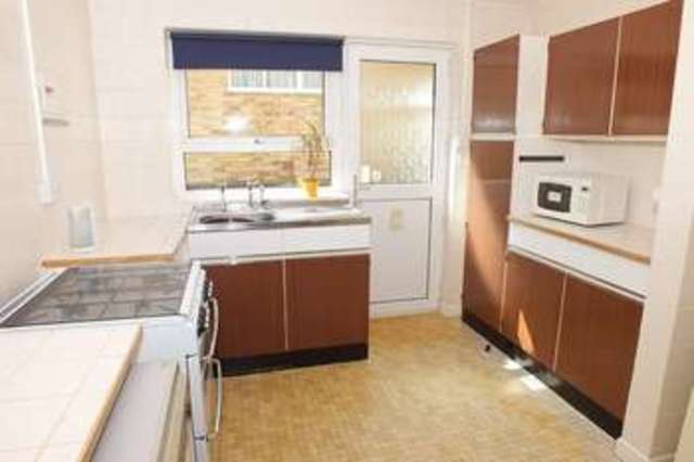  Image of 3 bedroom Detached house for sale in The Pines Faringdon SN7 at Faringdon Oxfordshire, SN7 8AU