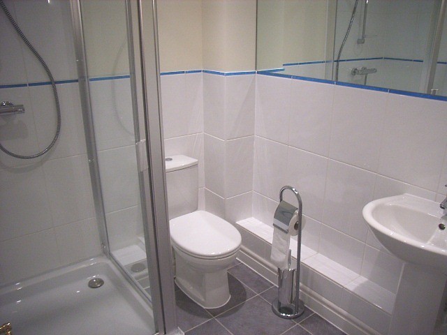  Image of 3 bedroom Detached house to rent in London Road Horsham RH12 at London Road  Horsham, RH12 1BA
