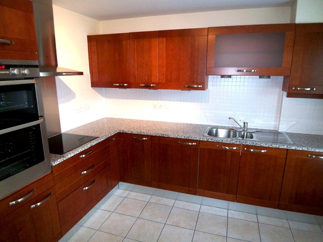  Image of 3 bedroom Detached house to rent in London Road Horsham RH12 at London Road  Horsham, RH12 1BA