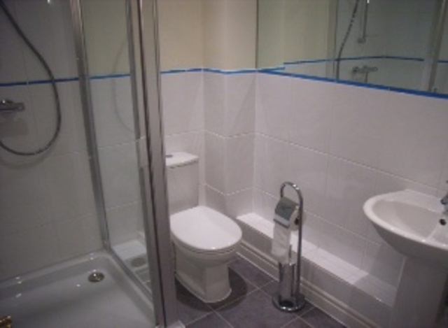  Image of 3 bedroom Detached house to rent in London Road Horsham RH12 at London Road  Horsham, RH12 1BA