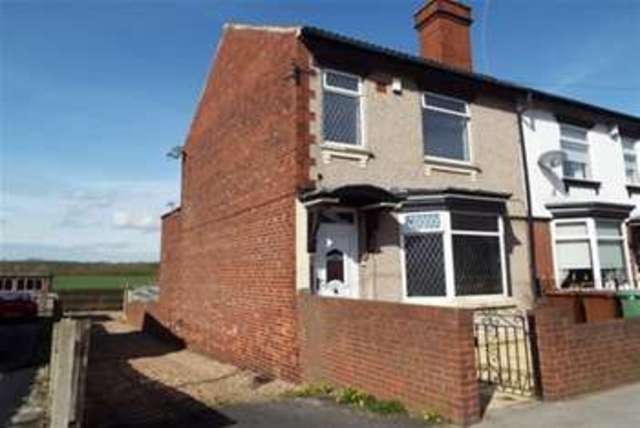  Image of 3 bedroom Semi-Detached house to rent in Featherstone Lane Featherstone Pontefract WF7 at Pontefract, WF7 6AB