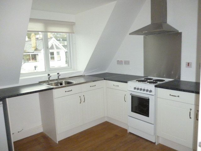  Image of 1 bedroom Flat to rent in St. Georges Road Menai Bridge LL59 at Ffordd Cynan  Menai Bridge, LL59 5EP
