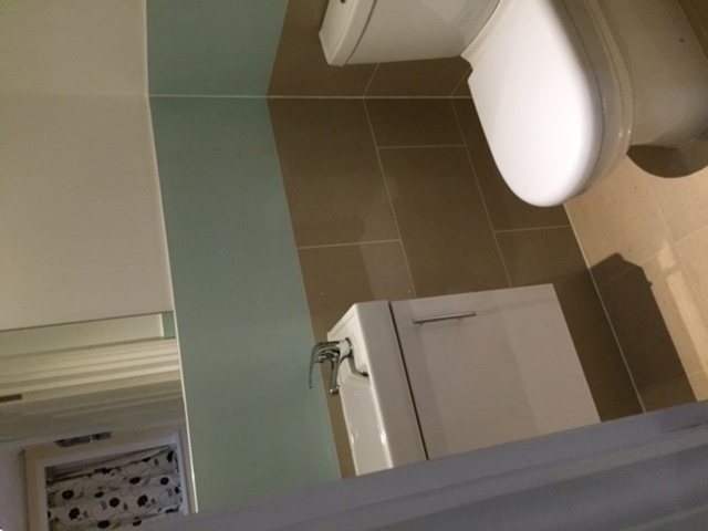  Image of Studio flat to rent in Forres Gardens London NW11 at GOLDERS GREEN  LONDON, NW11 7EX