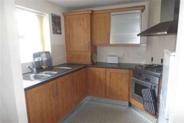  Image of 2 bedroom Flat to rent in Forsythia Drive Clayton-Le-Woods Chorley PR6 at Chorley, PR6 7DF