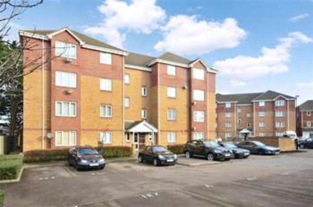  Image of 1 bedroom Ground Flat for sale in Franklin Way Croydon CR0 at Croydon Surrey Croydon, CR0 4UX