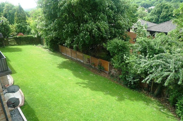  Image of 2 bedroom Flat to rent in Brambleside High Wycombe HP11 at Brambleside Loudwater High Wycombe, HP11 1JE
