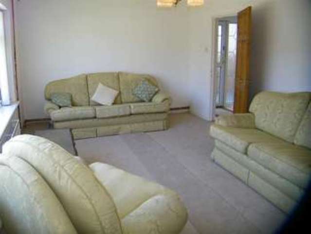  Image of 3 bedroom Property for sale in Glyn Rhosyn Gorseinon Swansea SA4 at Glyn Rhosyn Gorseinon Gorseinon, SA4 6HX