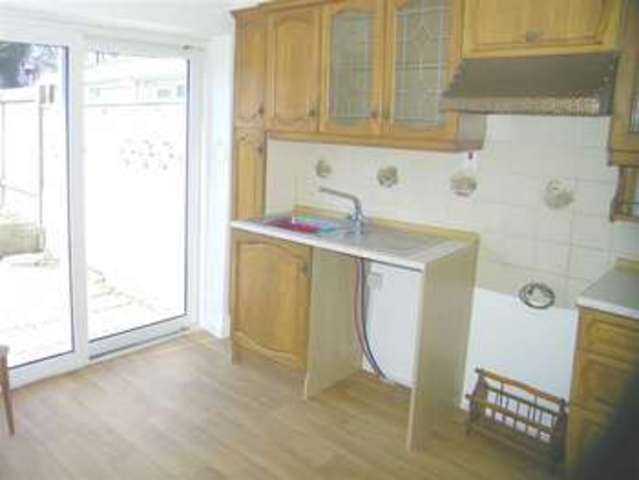  Image of 3 bedroom Property for sale in Glyn Rhosyn Gorseinon Swansea SA4 at Glyn Rhosyn Gorseinon Gorseinon, SA4 6HX