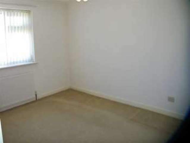  Image of 3 bedroom Property for sale in Glyn Rhosyn Gorseinon Swansea SA4 at Glyn Rhosyn Gorseinon Gorseinon, SA4 6HX