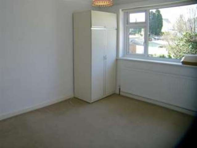  Image of 3 bedroom Property for sale in Glyn Rhosyn Gorseinon Swansea SA4 at Glyn Rhosyn Gorseinon Gorseinon, SA4 6HX