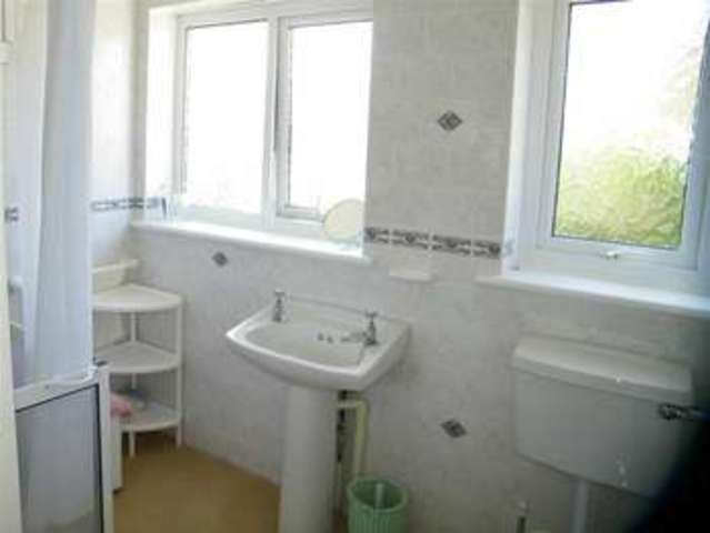  Image of 3 bedroom Property for sale in Glyn Rhosyn Gorseinon Swansea SA4 at Glyn Rhosyn Gorseinon Gorseinon, SA4 6HX
