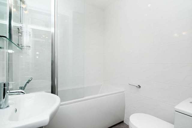  Image of 2 bedroom Apartment to rent in Great Portland Street London W1W at Great Portland Street  London, W1W 7LX