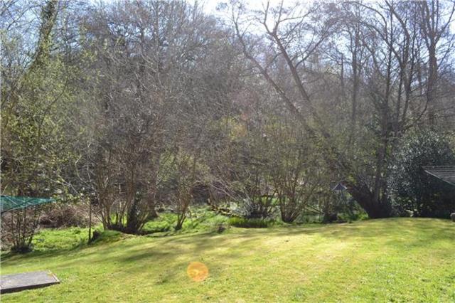 Image of 1 bedroom End of Terrace to rent in Green Way Tunbridge Wells TN2 at Kent, TN2 3JN