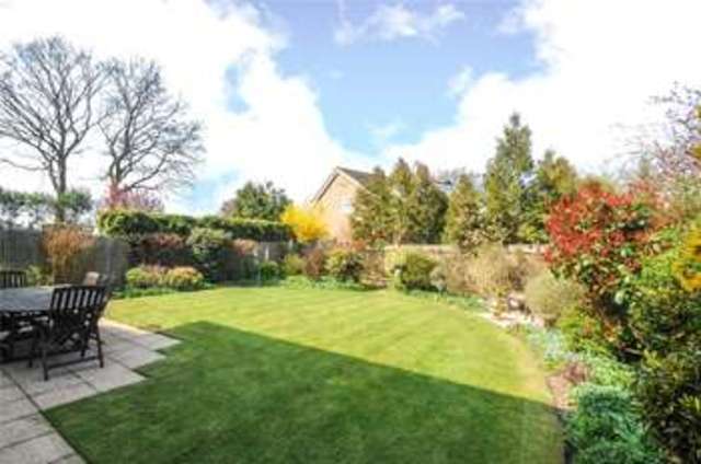  Image of 4 bedroom Detached house for sale in Greenacres Avenue Winnersh Wokingham RG41 at Winnersh Wokingham Winnersh, RG41 5SX