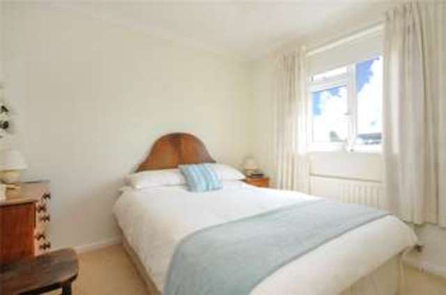  Image of 4 bedroom Detached house for sale in Greenacres Avenue Winnersh Wokingham RG41 at Winnersh Wokingham Winnersh, RG41 5SX